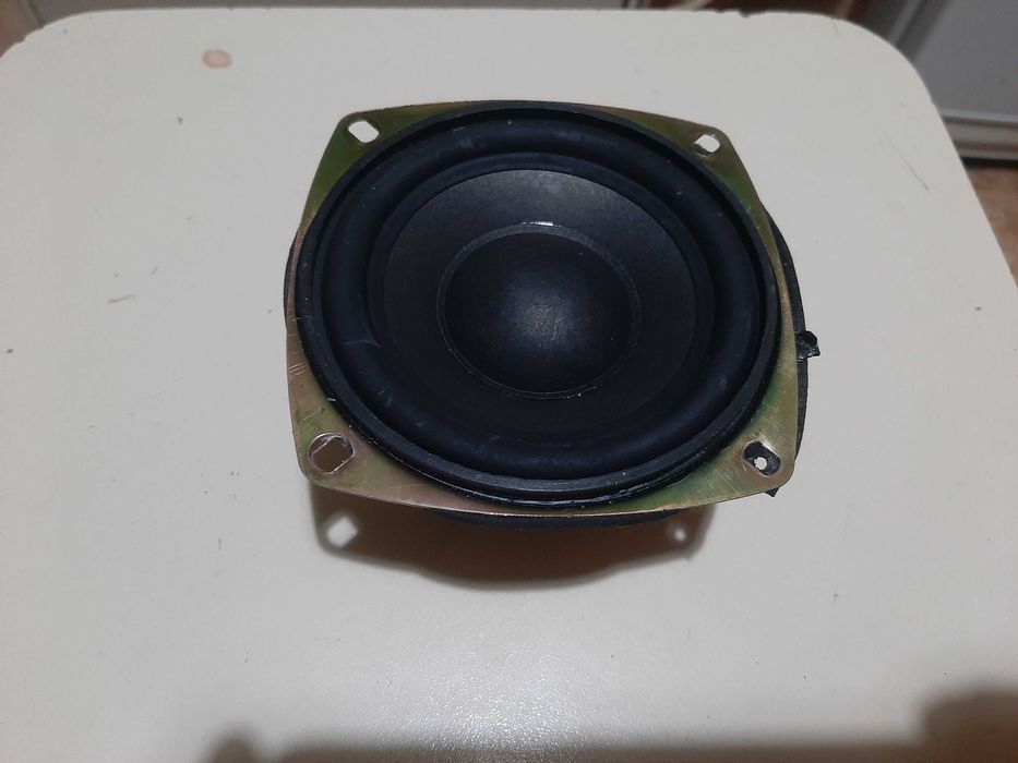 Продам динамики.