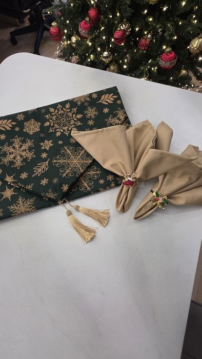 Раннер и салфетки