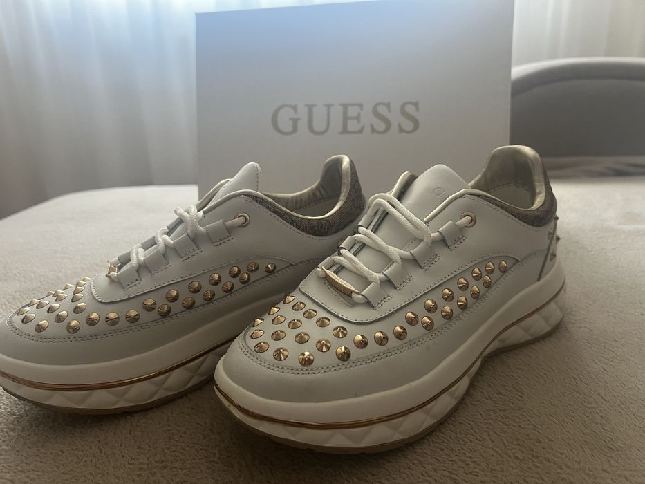 Sneakers Guess 37 dama