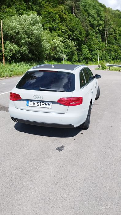 Vand Audi A4 B8 2010