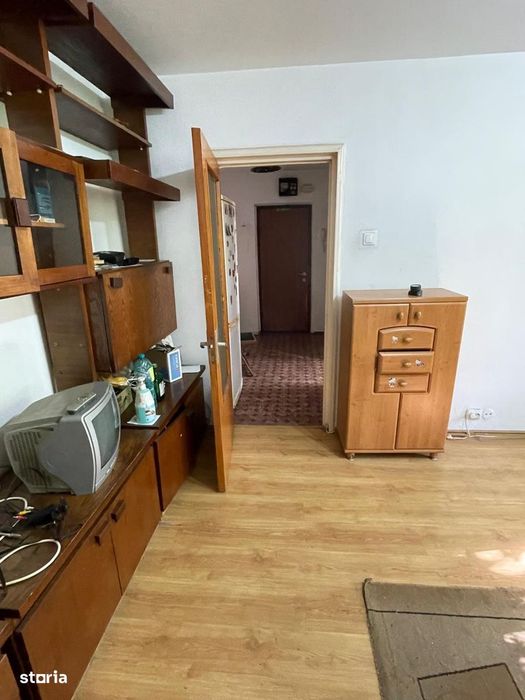 Vanzare apartament 3 camere Drumul Taberei Aleea Calatis Sector 6 — fotografia 3