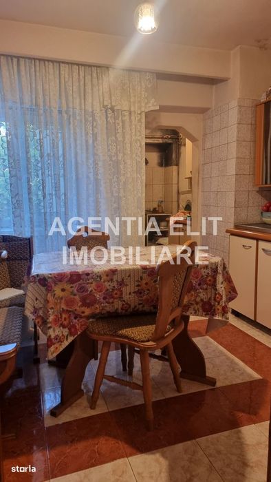 Apartament 4 camere, etajul 1, zona Ultracentrala