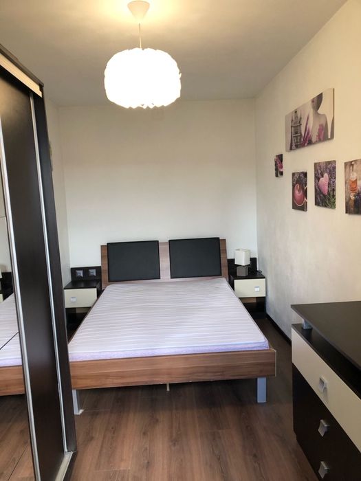 Închiriez apartament 2 camere Cetate