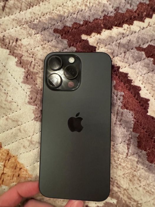 Продам Iphone 15 pro max 256gb.