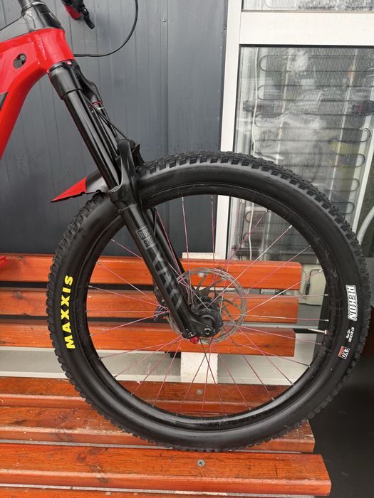 Планински велосипед Мекица Trek Slash 7 за скачане. 27,5/M