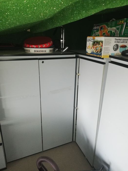 Vand piese mobilier.