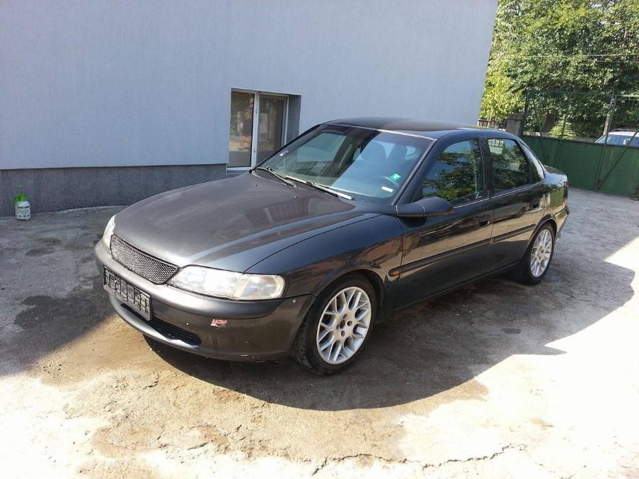 Опел Вектра Б на части/Opel Vectra B 1.6 16v X16XEL na chasti