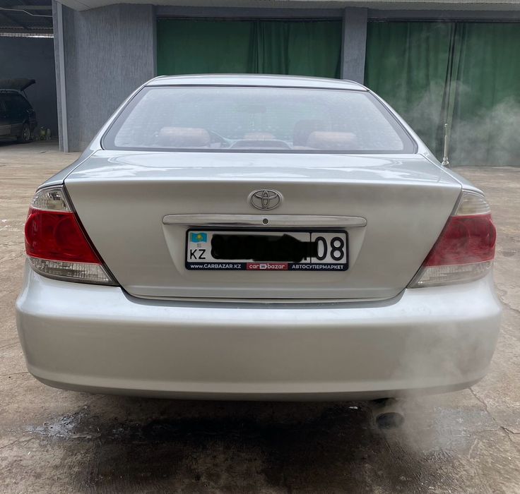 Срочно продаю Toyota Camry 35!
