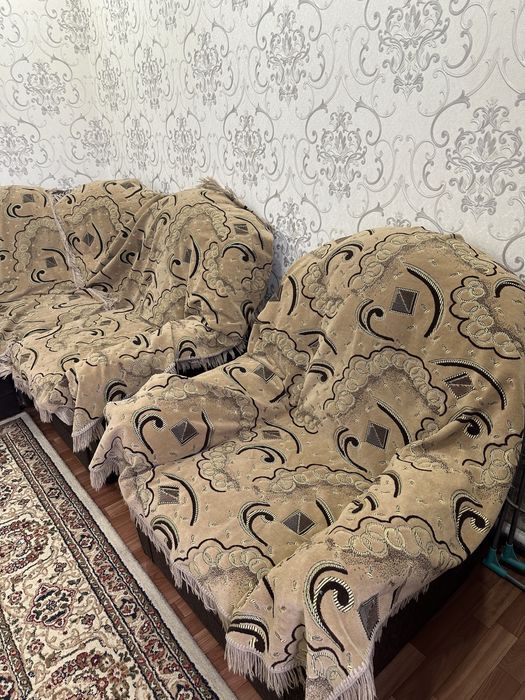 Продам дифан с креслом и шкаф