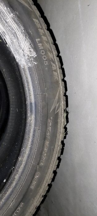 4 бр. Зимни гуми 215 45 18, Bridgestone Blizzak LM005