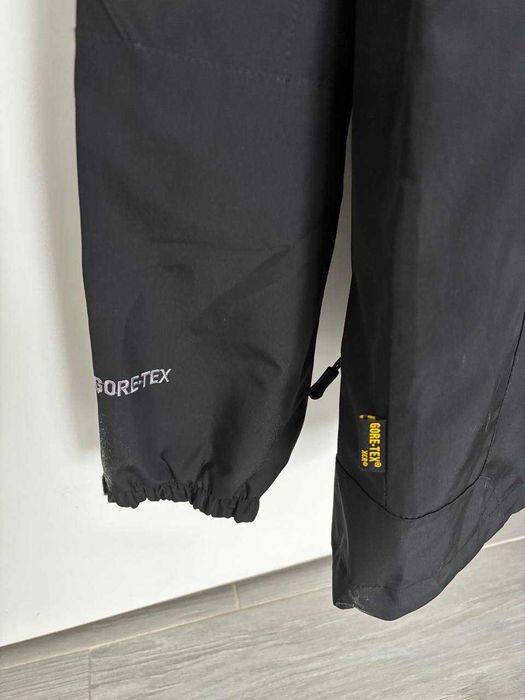 Arc'Teryx Gore-Tex Size M