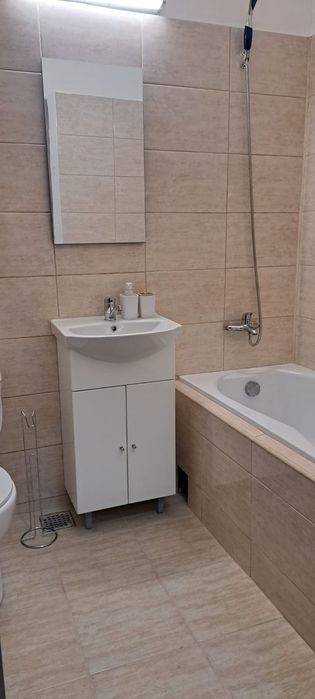 Garsoniera de inchiriat