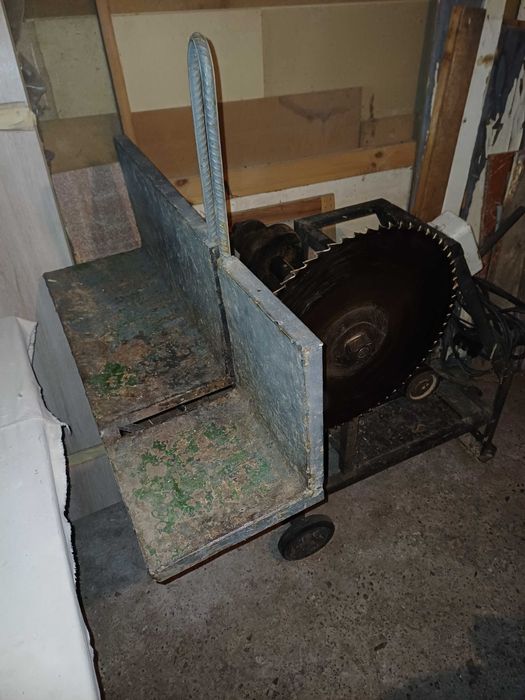 Циркуляр трифазен