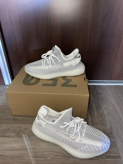 Yeezy Boost 350v2