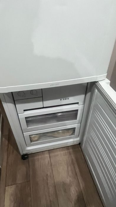 продам холодильгик Самсунг