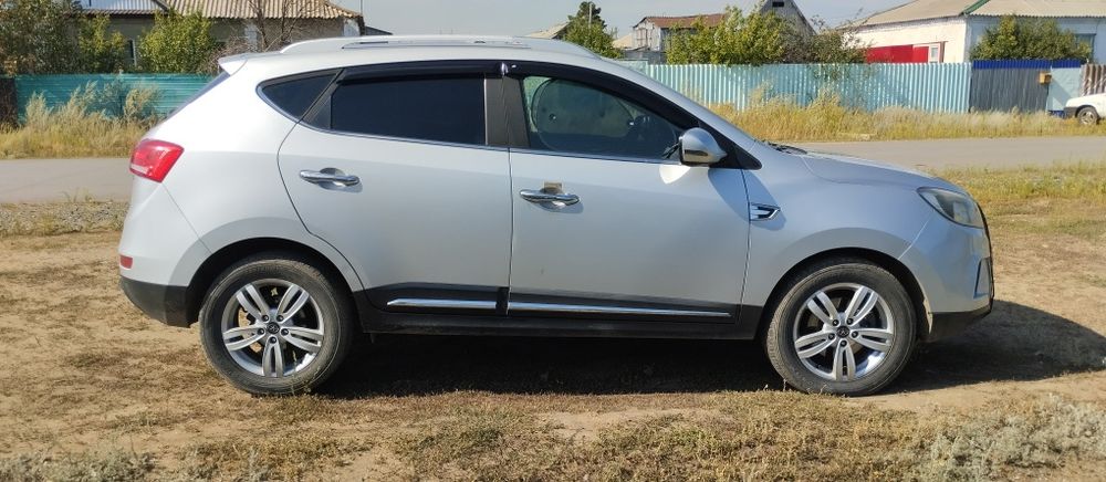 Продам jac s 5 ,2016 года