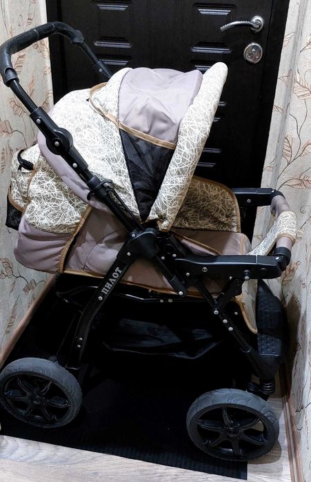 Коляска-трансформер