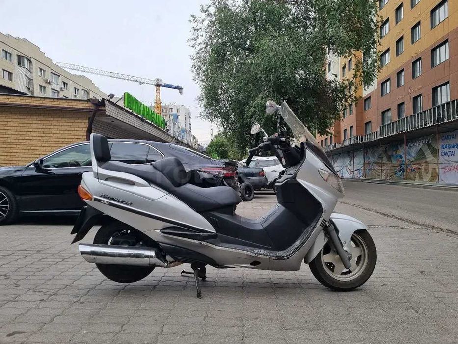 Suzuki Skywave 400