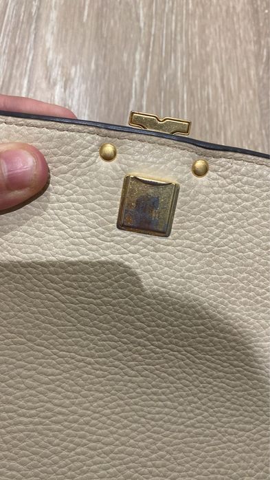 Poseta Tory  Burch piele