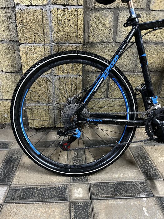 Горный велосипед TRINX M1000