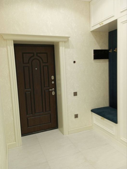 Продаётся 3х комнатная квартира ЖК Poytaxt Gavhari Ц-2 ,Алайский рынок