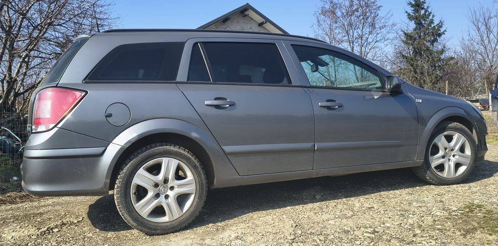 Opel Astra H 1.7cdti break