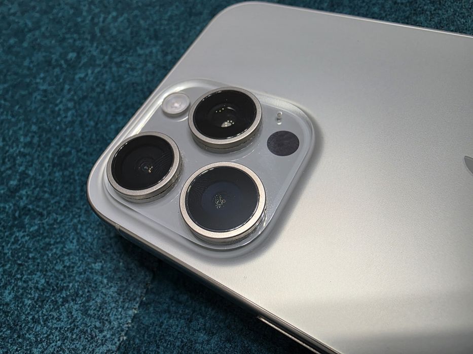 IPhone 15 pro max 256