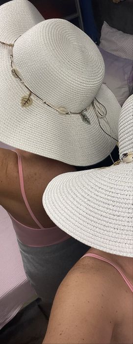 Дамски летни шапки