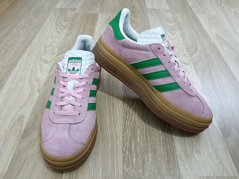 Adidași Adidas Gazelle Bold mărimea 40 (Nike)