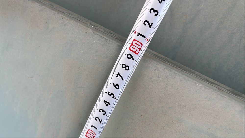 Стекло коленное, витринное стекло