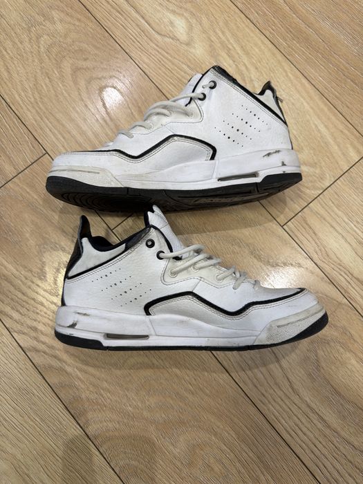 Кецове Air Jordan Courtside 23