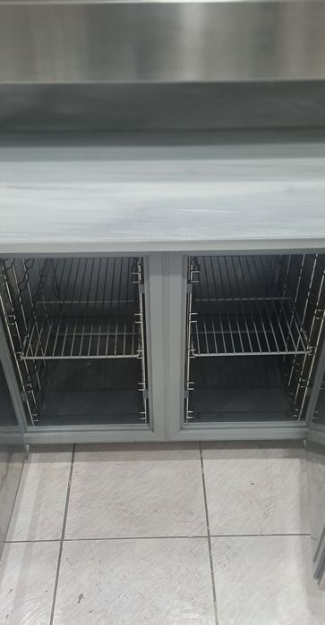 Холодильный стол для пиццы