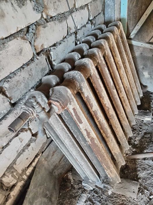 Чугунный батарей