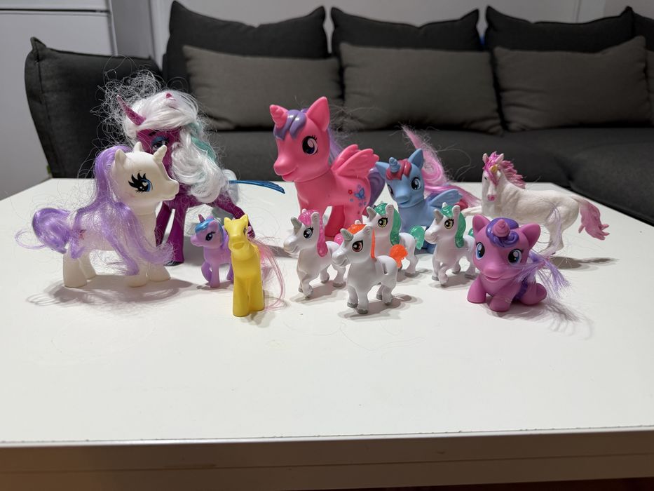 Lot 12 figurine Ponei și Unicorni (My Little Pony & colecție)