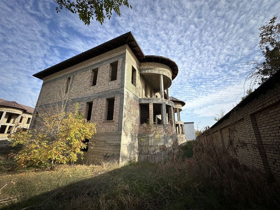 Продается здание — Юнусобад — Американское посольство — 16 соток