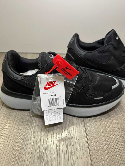 НАМАЛЕНИ Нови мъжки Маратонки Nike 43 номер -черни