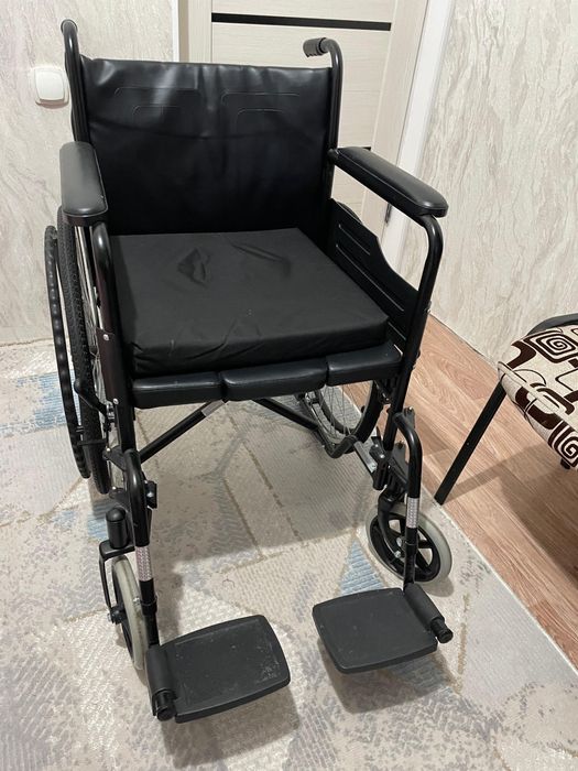 Инвалидная коляска