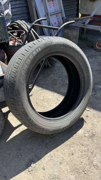 Шины летние 235/55/18