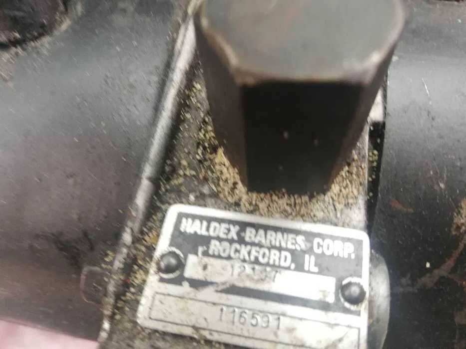 хидравлична помпа 24волта