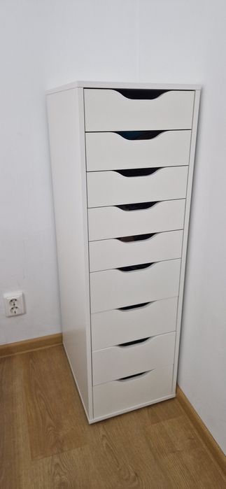 Vând dulap Alex Ikea