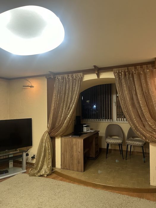 Продам 3 комн кватиру 86 кв