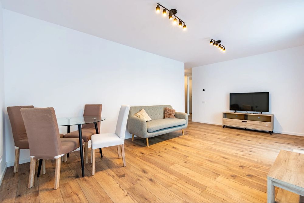 Vand apartament doua 2 camere