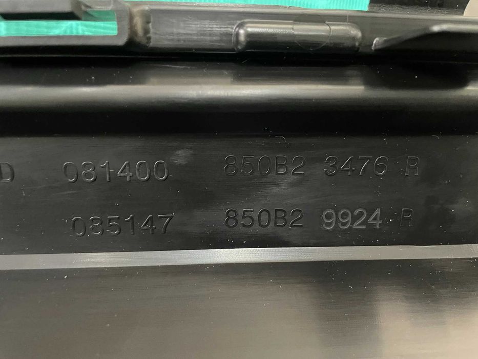 Spoiler bara spate Renault Clio 5 E Tech 2023+ nou original Renault