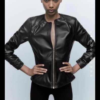 Geaca Zara imitatie piele