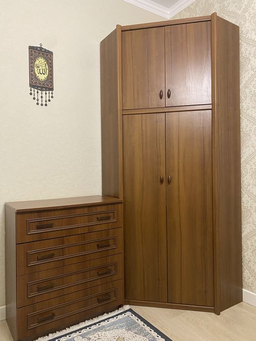 Продам шкаф и камот