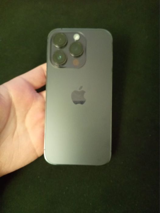 iPhone 14 pro идеал