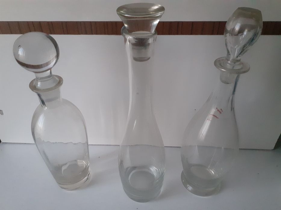 Decantoare de vin și recipiente pt băuturi