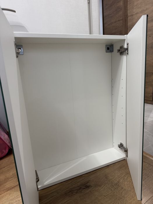 Шкаф/Огледало за баня