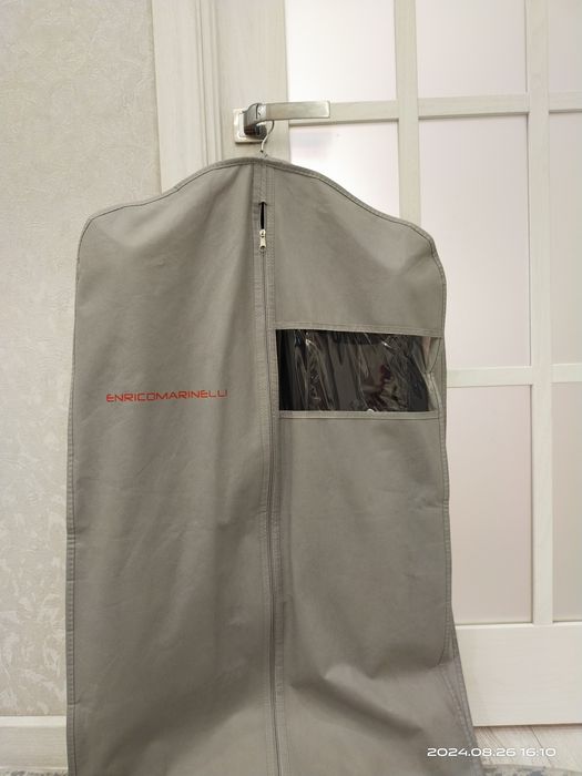 Kostyum shim italya brend