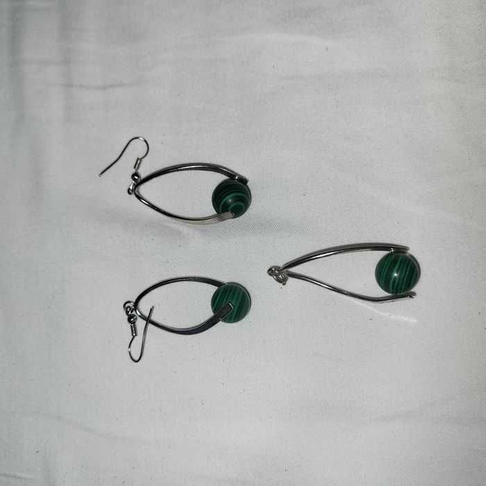 Различни бижута- обици ,колие, висулка и гривна